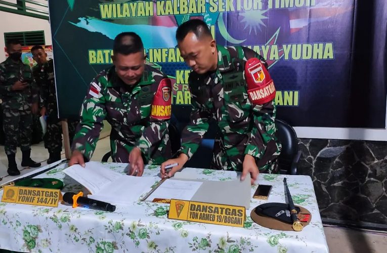 Alih Kodal Satgas Pamtas Ri-Malaysia Kalimantan Barat Sektor Timur dari Yonif 144/Jaya Yudha kepada Yonarmed 19/105 Trk Bogani