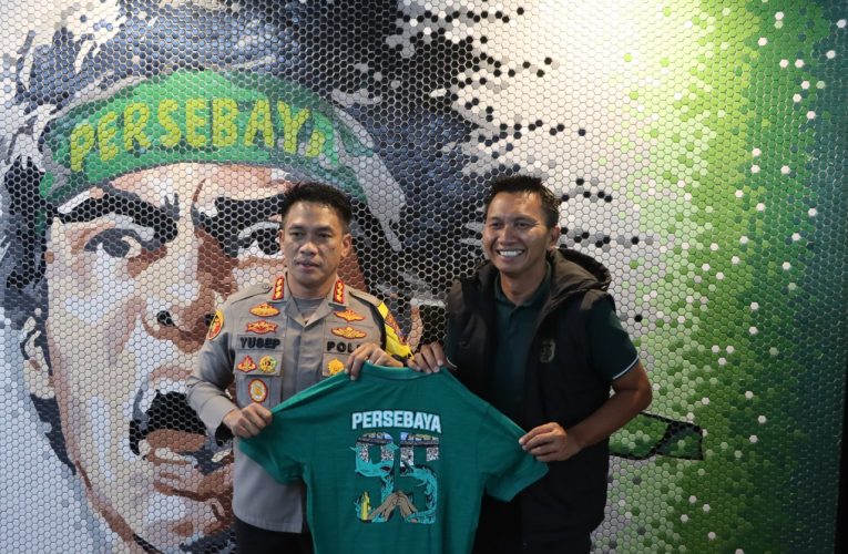 Kapolrestabes Surabaya Ajak Bonek Merayakan Anniversary 95 th Persebaya Nobar di Mako Polrestabes