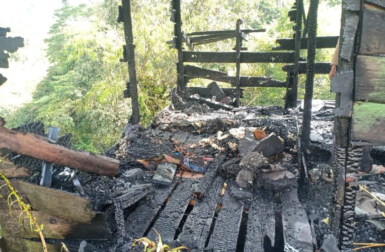 Satu Unit Gudang Kopi Beserta Sepeda Motor Ludes Terbakar DiBener Meriah