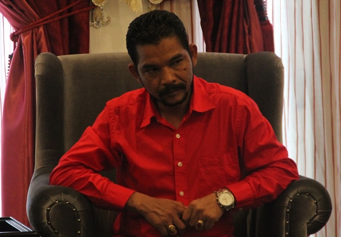 GAWAT NE :Azhari Cage,Mendapat BoGem Dari Ketua Satpel BRA Aceh Utara