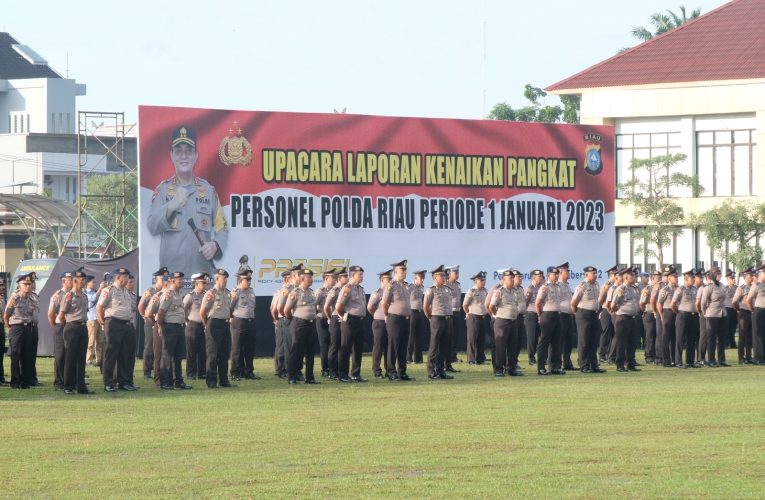 866 Personel Jajaran Polda Riau Naik Pangkat, Kapolda Irjen Iqbal: Karakter Akhlak Harus Semakin Baik